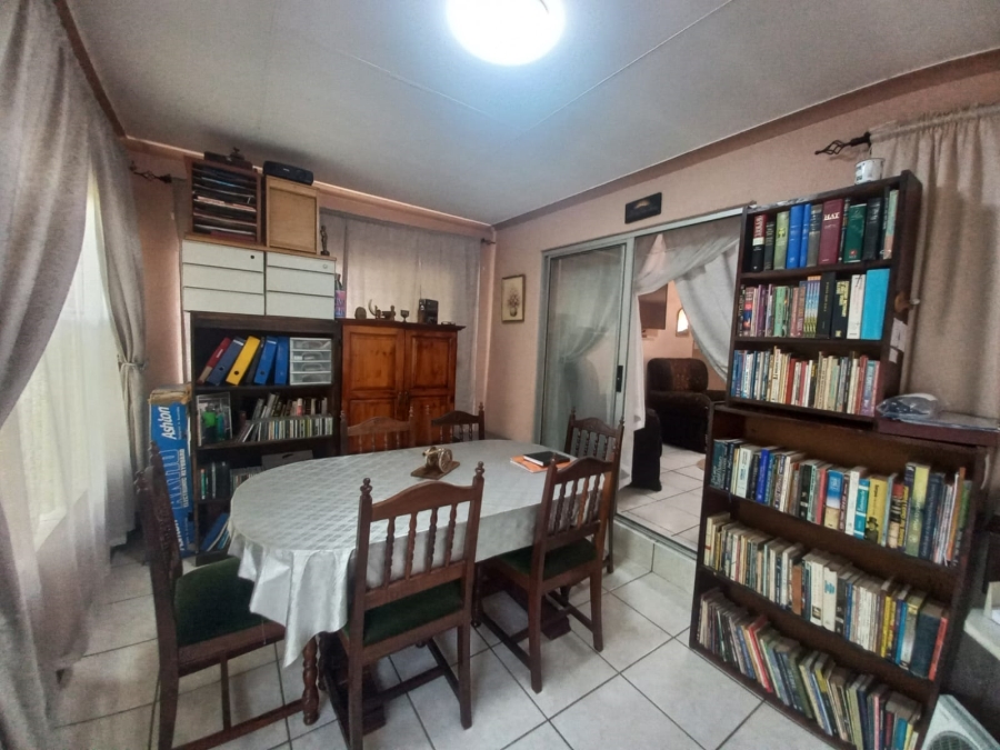 4 Bedroom Property for Sale in Safari Gardens North West